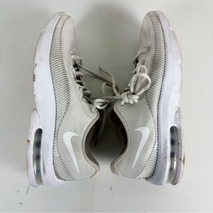 Nike air max advantage off white size 9.5